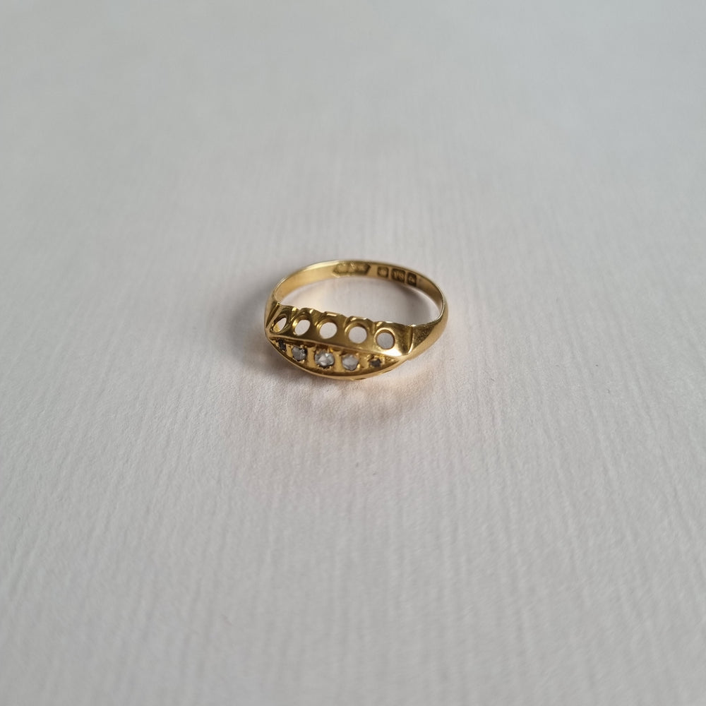 
                
                    Load image into Gallery viewer, 18kt gold boat ring set with 5 rosecut diamonds
                
            
